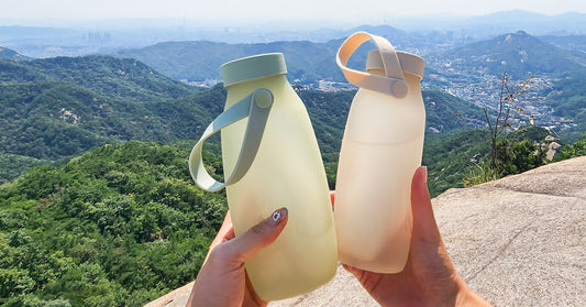Blue Ginkgo Collapsible Silicone Water Bottle: Perfect for Any Adventure